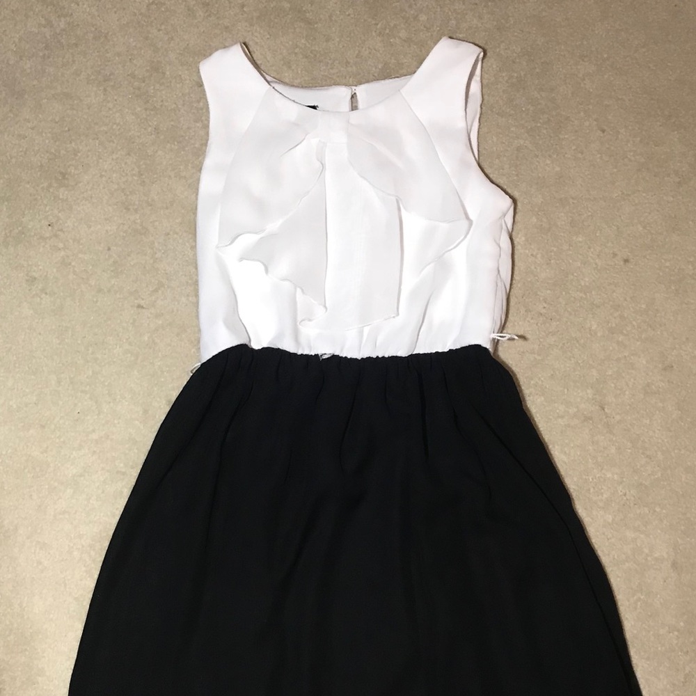 Black and white girls dress